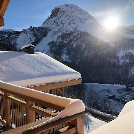Chalet Aigle - Acces Pistes - Wifi - Jacuzzi - Sauna - Poele A Bois - Parking - 3 En - Fr-1-344-804